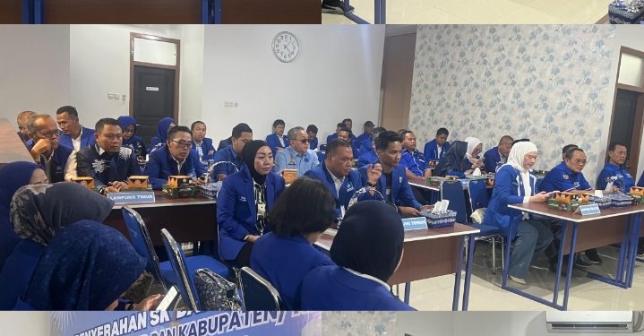 Penyerahan SK dan Pelantikan Pengurus DPD PAN Kabupaten/ Kota Periode 2024 – 2029 se – Provinsi Lampung