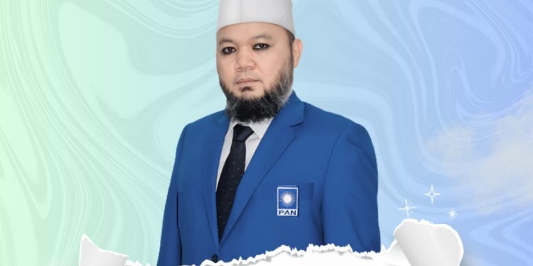 “Selamat milad untuk Ketua DPW PAN Lampung, Saudaraku H. M. Hazizi, S.E. Semoga momentum bertambahnya usia ini, Allah SWT senantiasa melimpahkan taufik, hidayah, dan kekuatan dalam mengemban tugas pengabdian kepada partai, bangsa, dan masyarakat Lampung.”